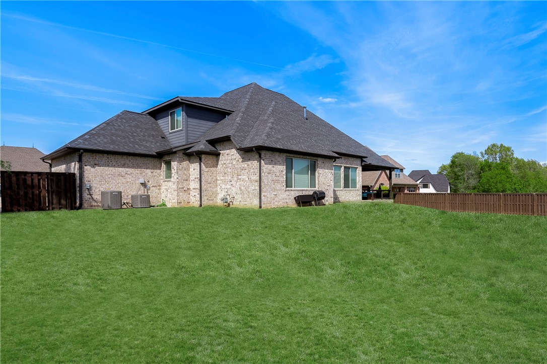 Oak Tree Centerton - Residential