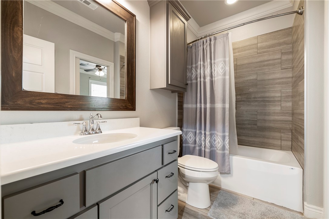 Oak Tree Centerton - Residential