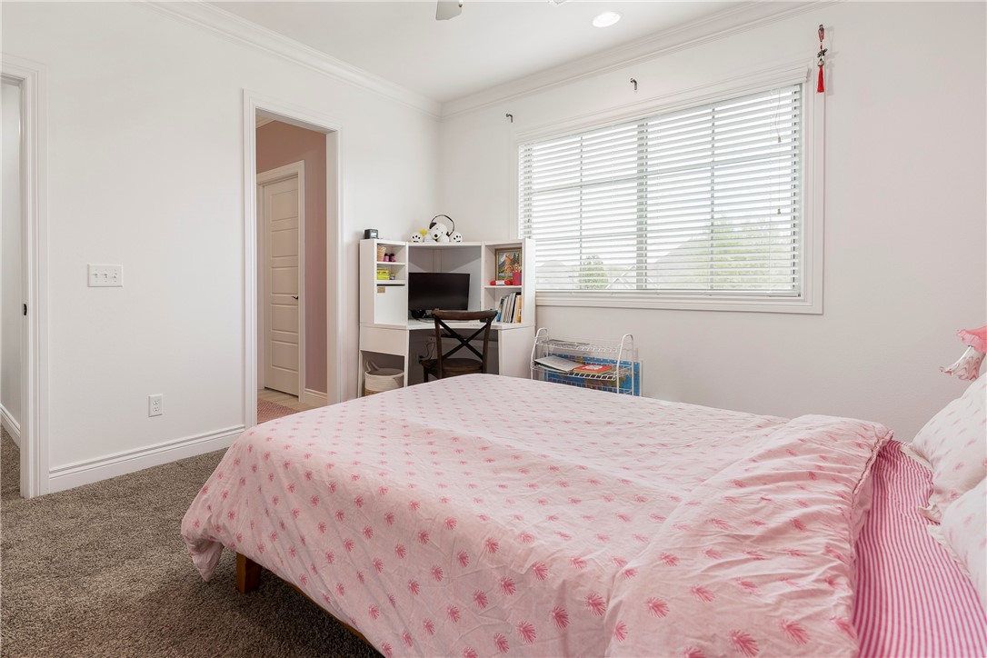 Oak Tree Centerton - Residential