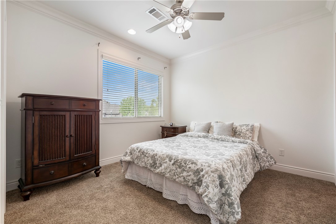 Oak Tree Centerton - Residential