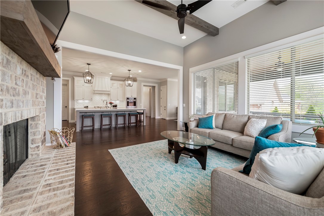 Oak Tree Centerton - Residential