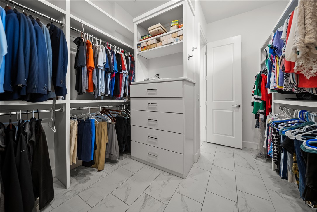 Shadow Valley - Residential