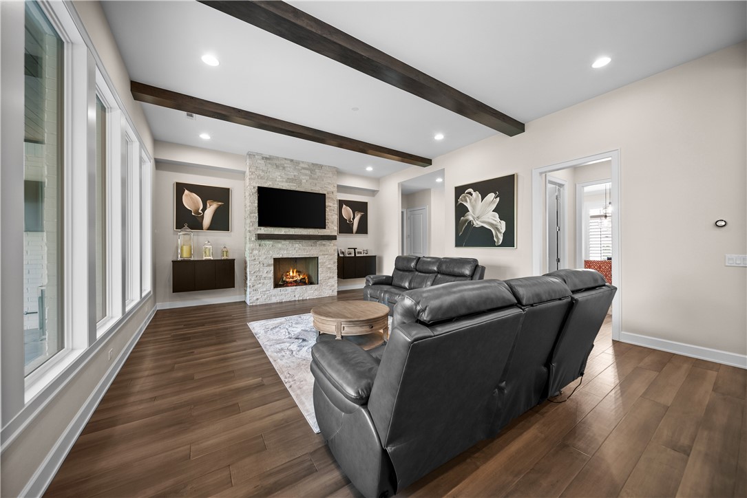 Shadow Valley - Residential