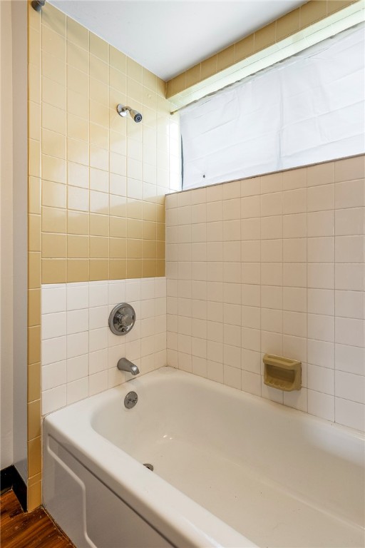 Sunset Estate 1st Add Rogers - Residential