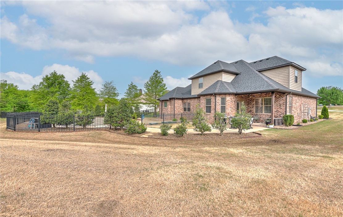 Davenshire - Residential