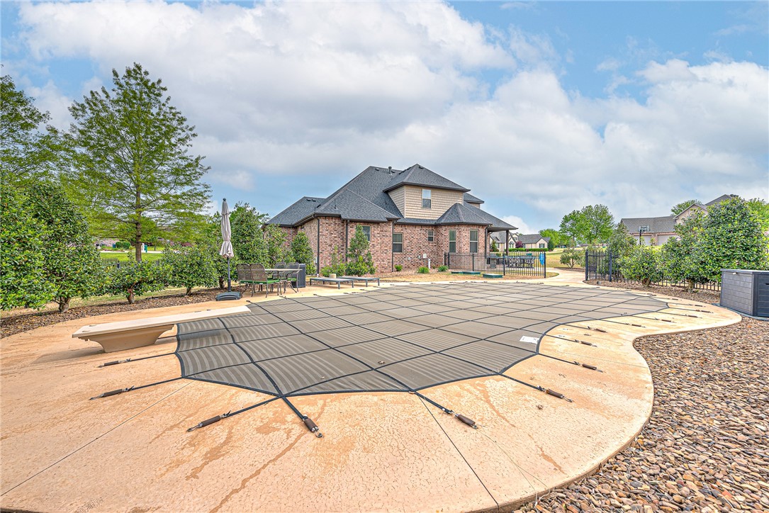 Davenshire - Residential