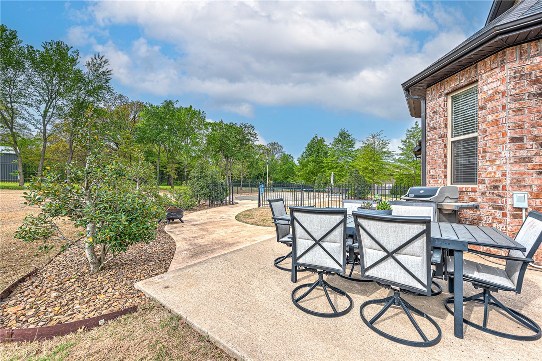 Davenshire - Residential