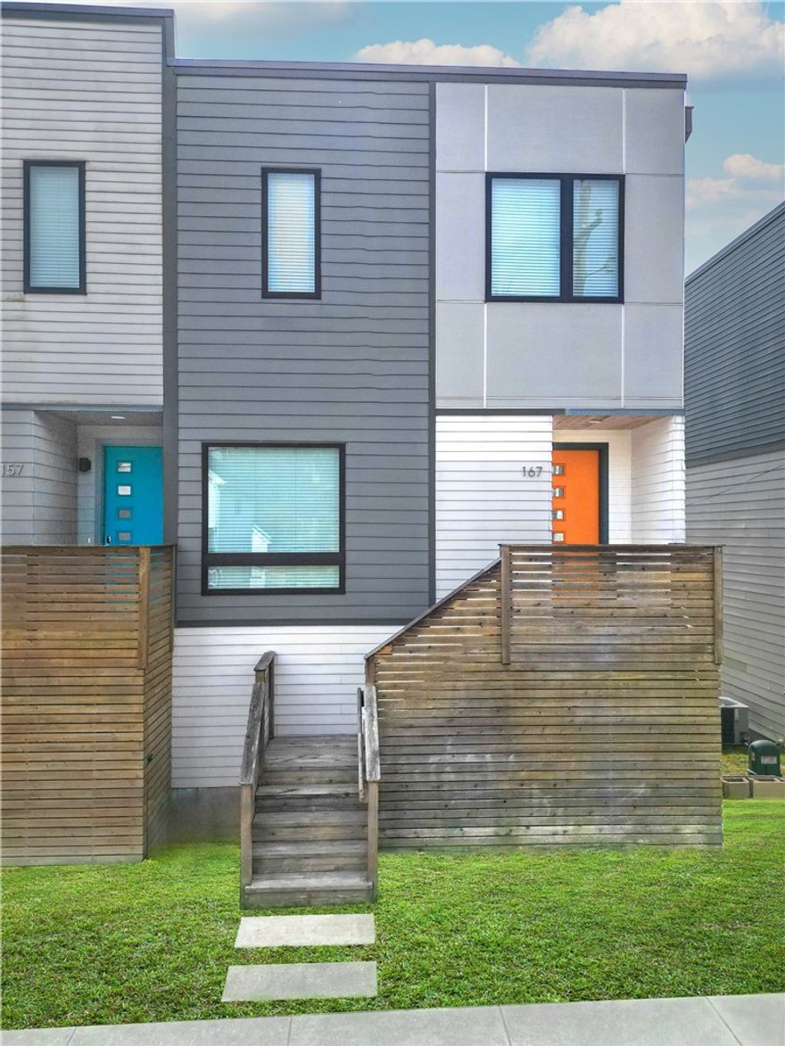 Contemporary townhome in a gem of a location near the University of Arkansas campus. This 3 bed, 2.5 bath home offers a layout ideal for students, roommates, or investors. Hard-to-find parking includes a 2-car garage plus 2 additional dedicated exterior spaces, a rare advantage for your guests. The open main area connects to a functional kitchen with large pantry storage, and an additional storage room off the garage provides space for bikes, gear, or seasonal items. Refrigerator, washer, dryer, and microwave convey with an acceptable offer, making move-in easy. Conveniently located near Dickson Street dining, entertainment and downtown Fayetteville, plus a short walk to Southyard, Walmart Neighborhood Market, Walker Park, the Anthony Timberlands Center, the UARK Studio and Design Center, and  UARK Transit connection. Select furnishings may also be available for purchase, offering a potential turnkey opportunity for student housing or an investment property. Welcome home — Call Those Hogs! 
?