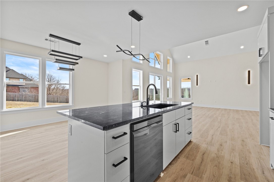 Sugar Creek Residence Cmnty Ph I - Residential