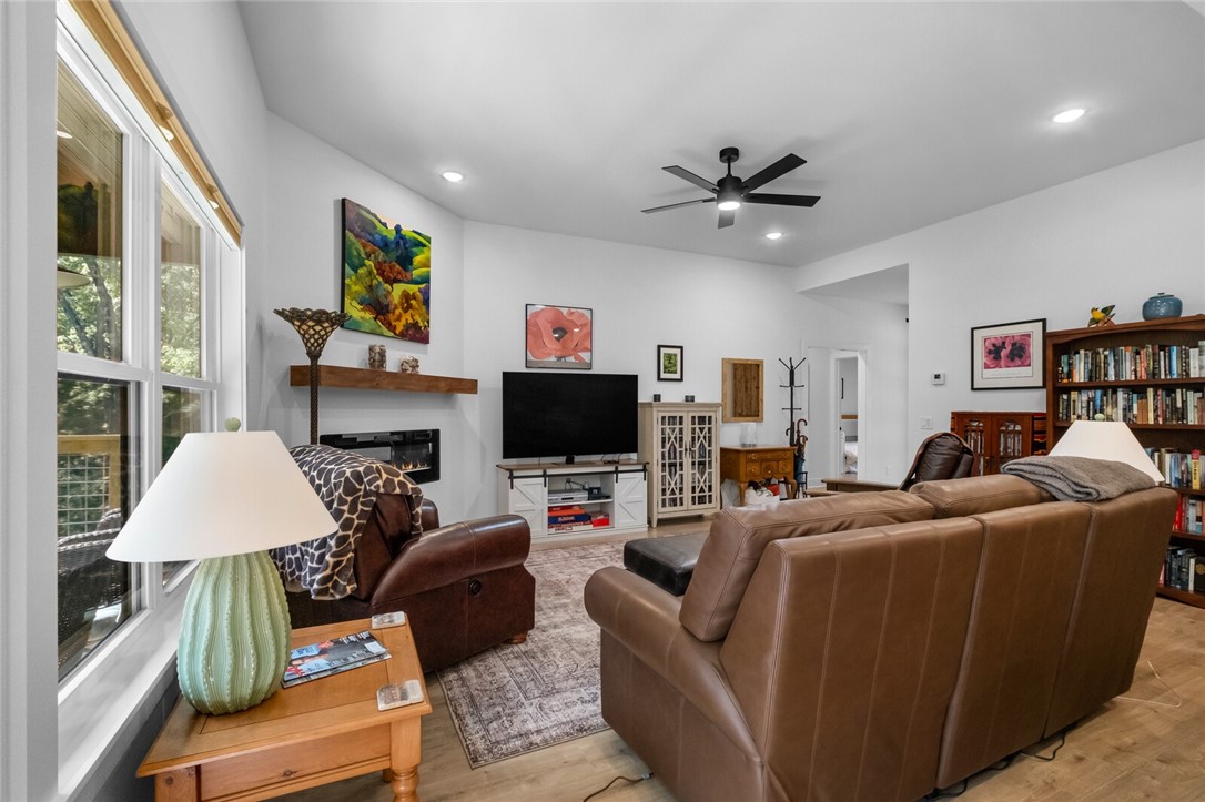 Taransay Sub Bvv - Residential Lease