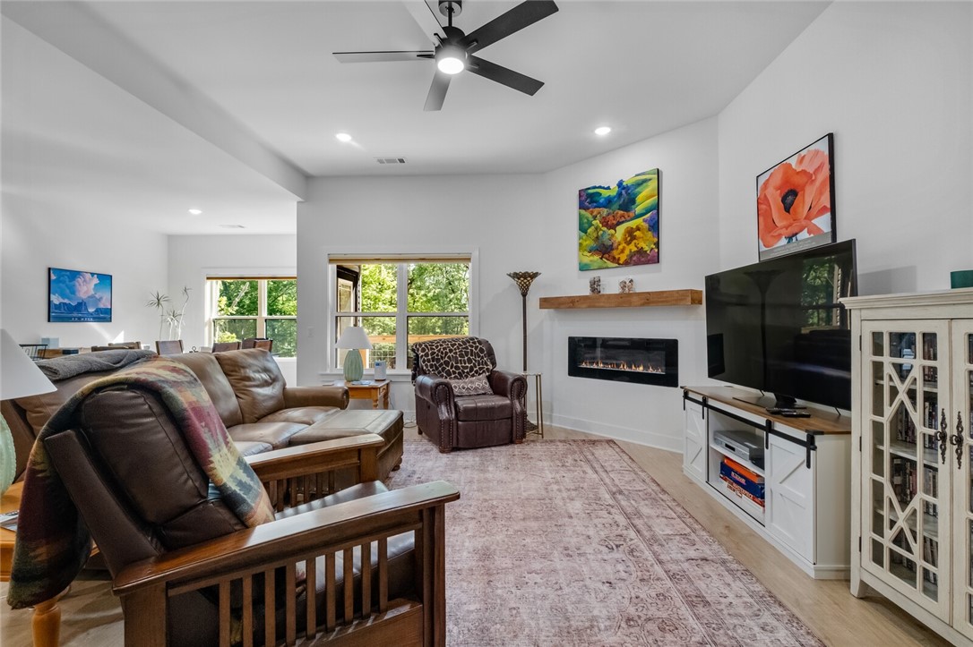 Taransay Sub Bvv - Residential Lease