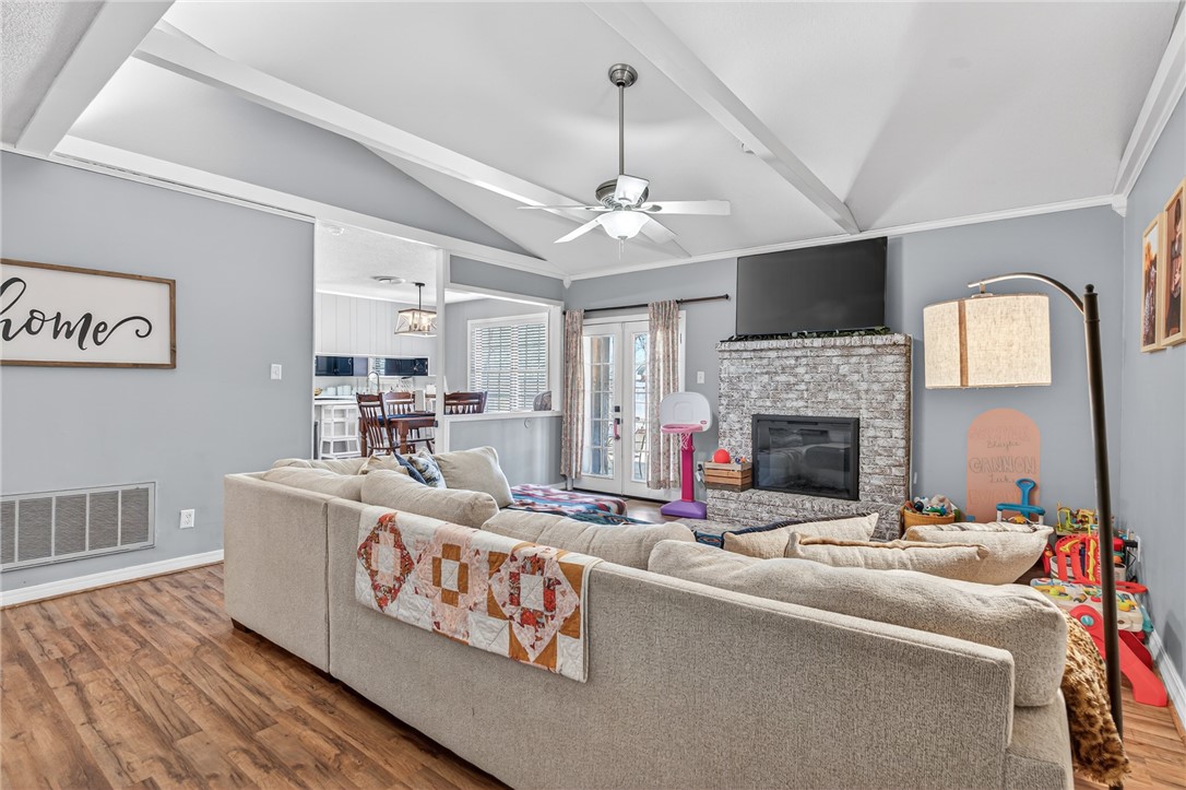 Village Harbor - Residential