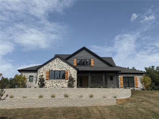 586 WINDING SPRING DR, FAYETTEVILLE, AR 72703 - Image 8fa116ff08e856f21024a80a1814ea2e/926043595