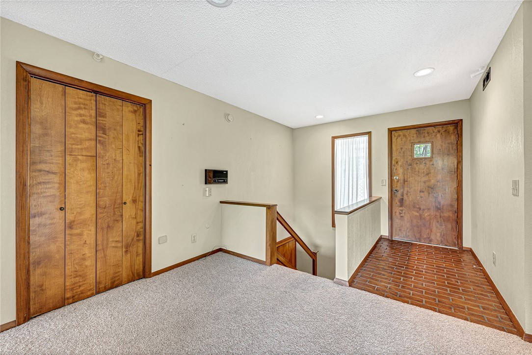Photo 7 of 45 of 9 Bacton Lane house