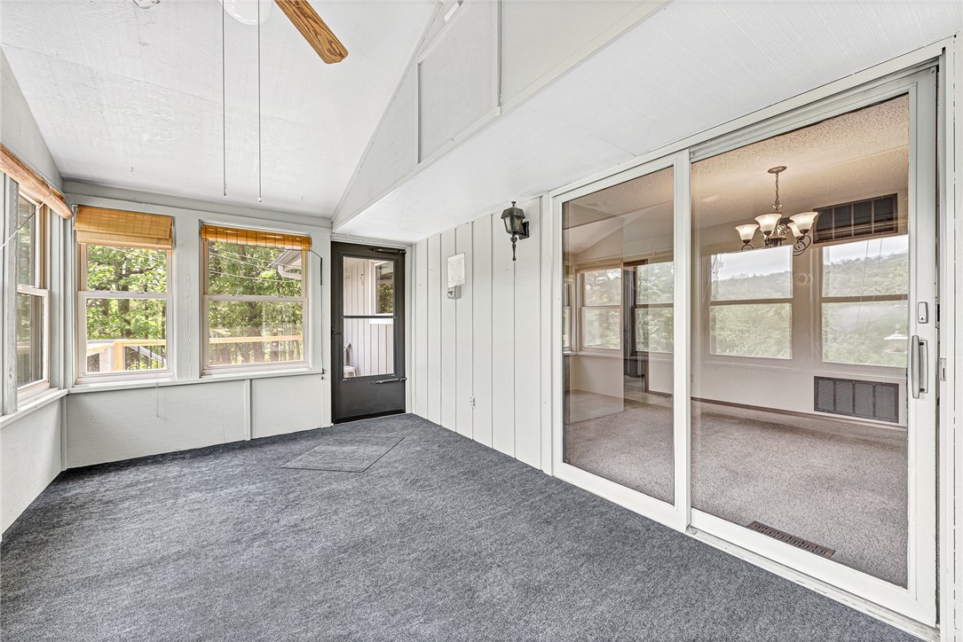 Photo 18 of 45 of 9 Bacton Lane house