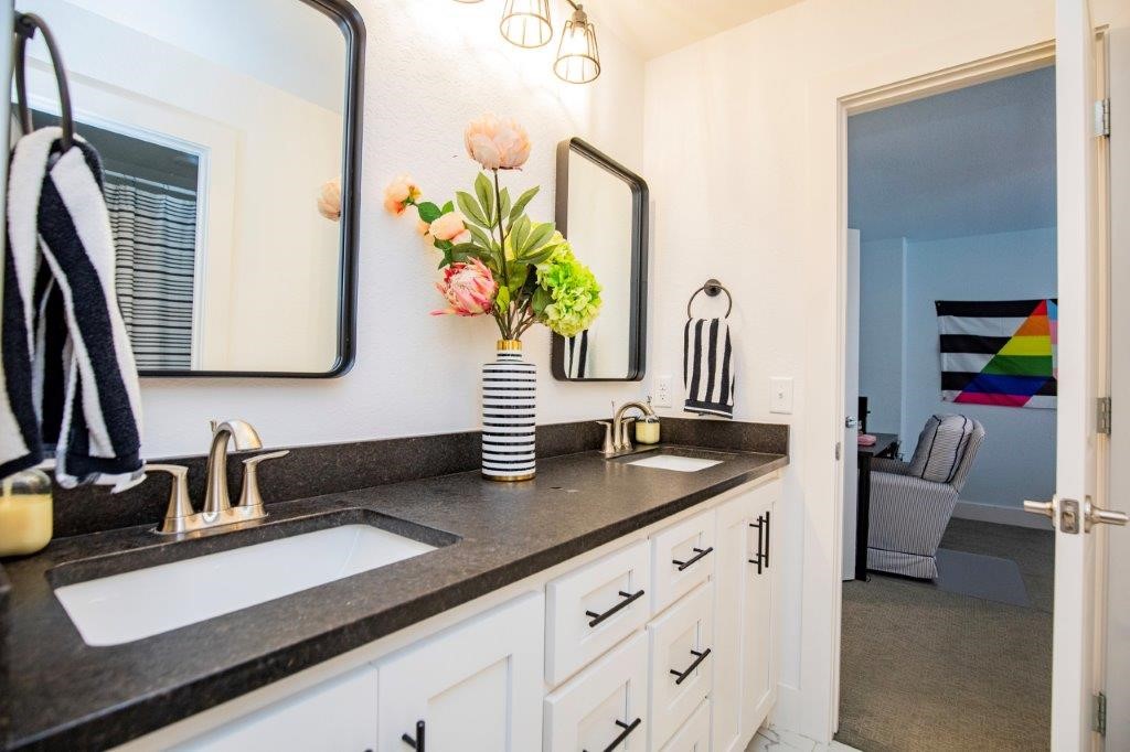 Shadow Valley Ph 8 Rogers - Residential