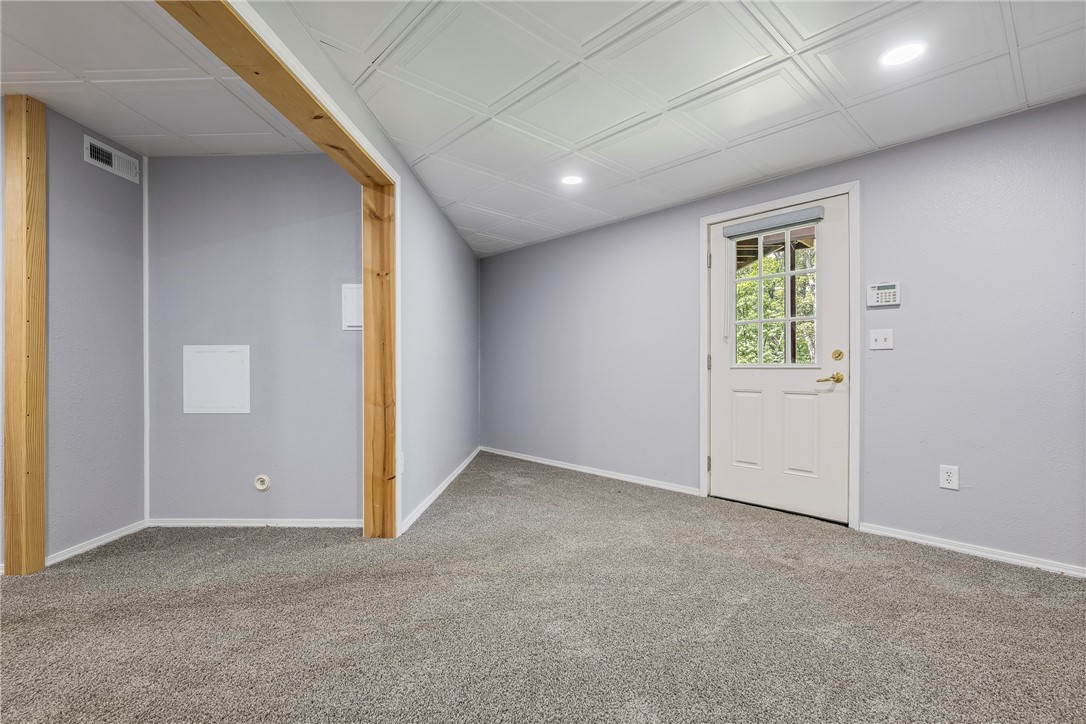 Altons Brush Creek Hls Rogers - Residential