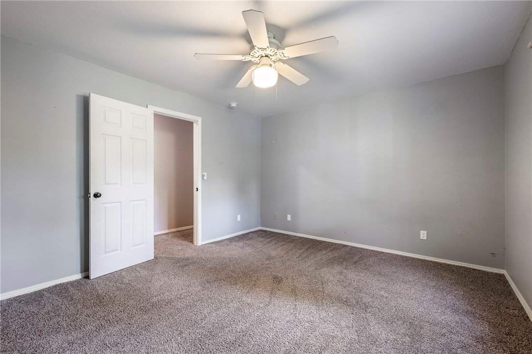 Altons Brush Creek Hls Rogers - Residential