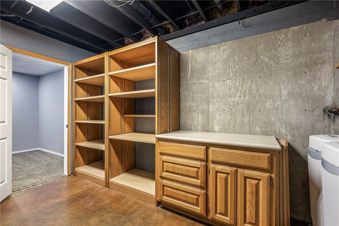 Altons Brush Creek Hls Rogers - Residential