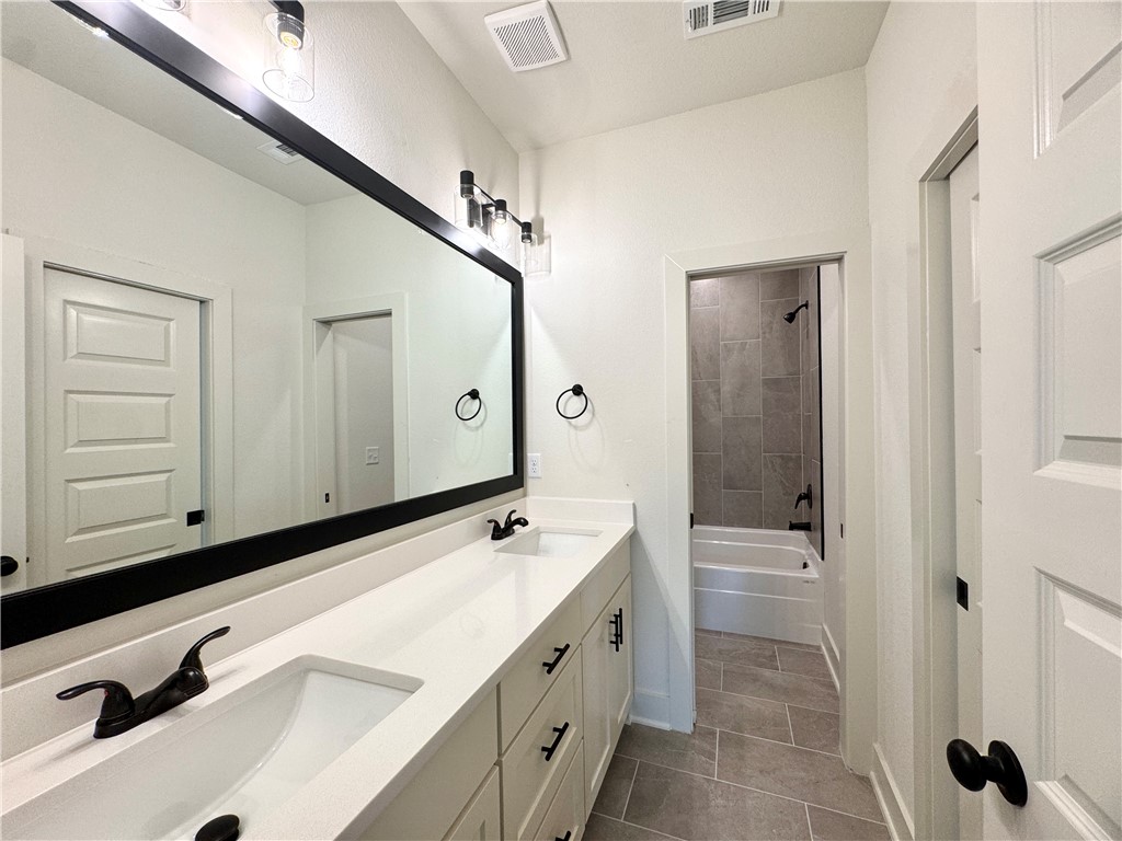 Woodlands Crossing Sub Ph Ii Bentonville - Residential