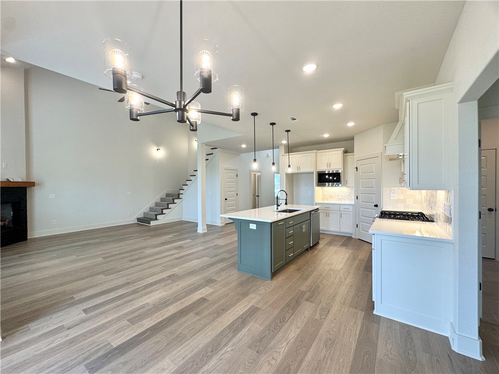 2902 SW Little Elm Loop