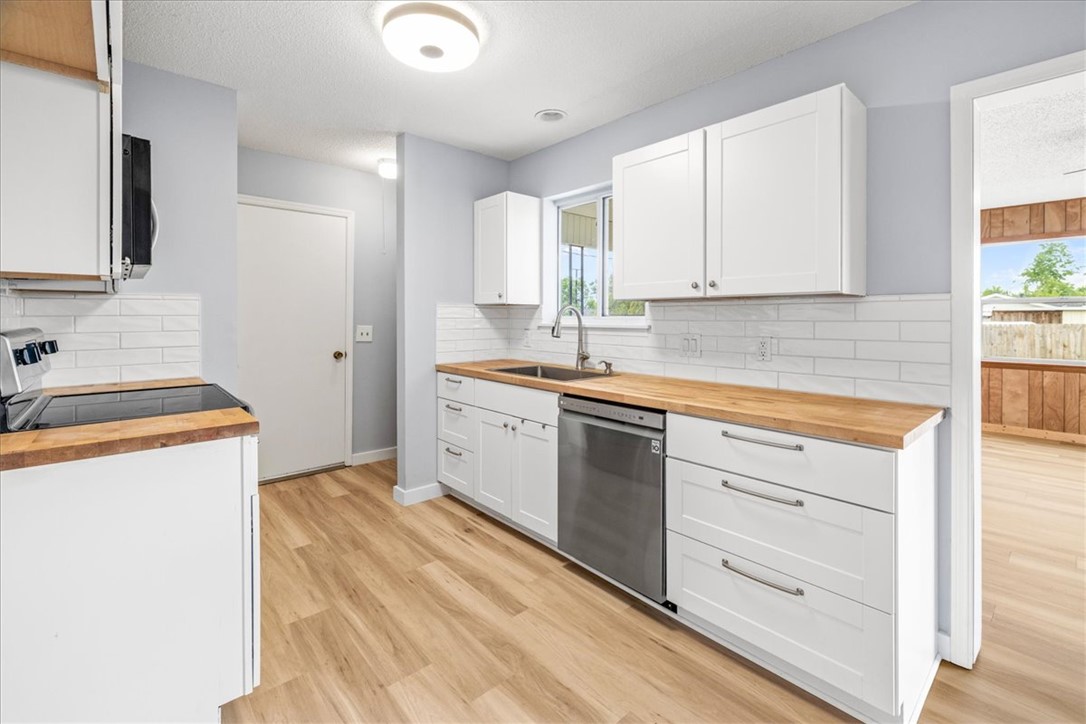 Larimore & Garner 3rd Add Rogers - Residential