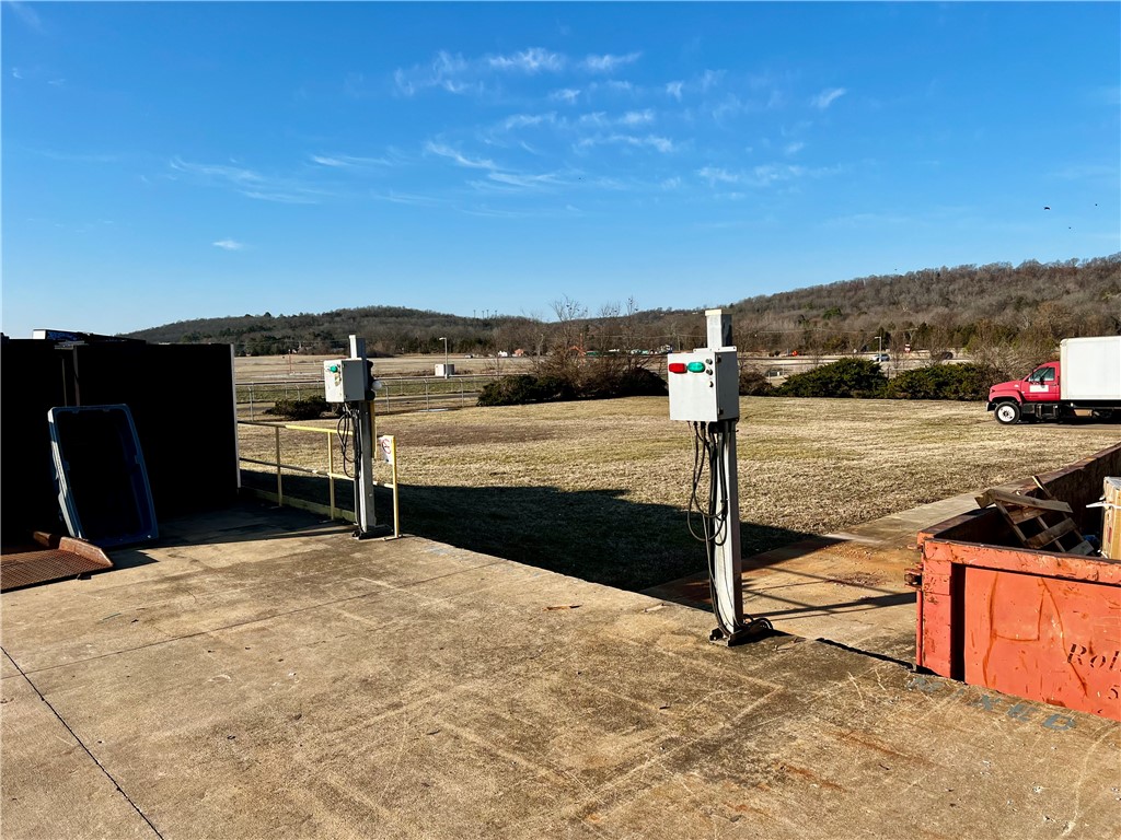 Fayetteville Outlots - Commercial Lease