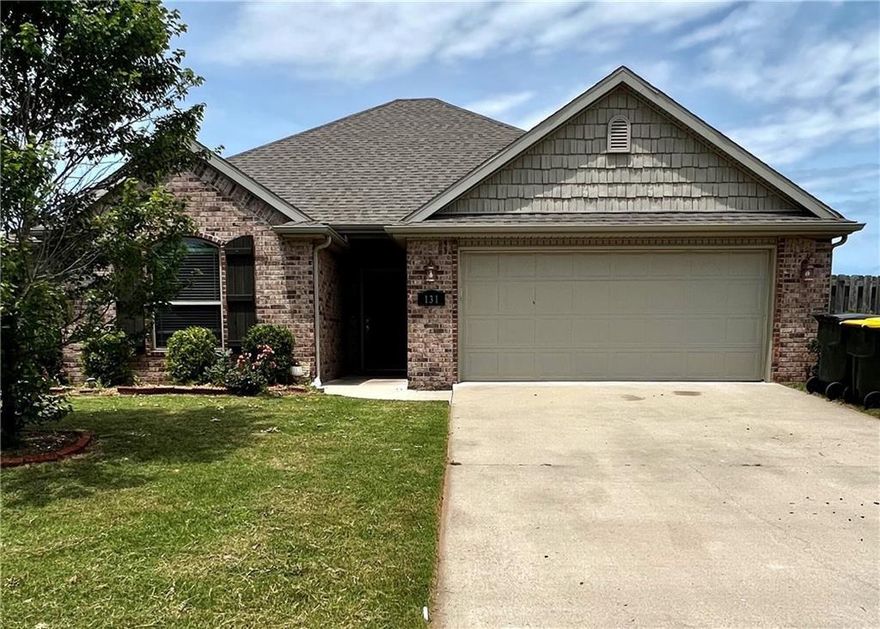 Beautiful 3 bedroom home in Bellewood subdivision available for immediate move-in! This 1,543 sqft home features an open floor plan, granite countertops, stainless steel appliances, large fenced, 2-car garage. 12-month lease at $1,800/mo. Schedule your showing today!