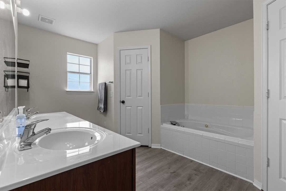 Windwood Sub Ph Ii Bentonville - Residential Lease