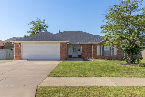 Photo of 2409 17th Street, Bentonville, AR 72713 (MLS # 1347277)