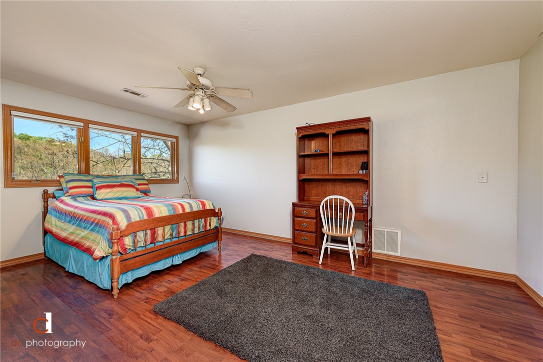 River Oaks - Residential