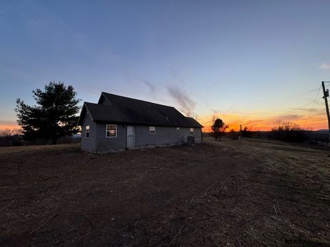 Photo of 14899 Tom Edd Road, Alpena, AR 72611 (MLS # 1335550)