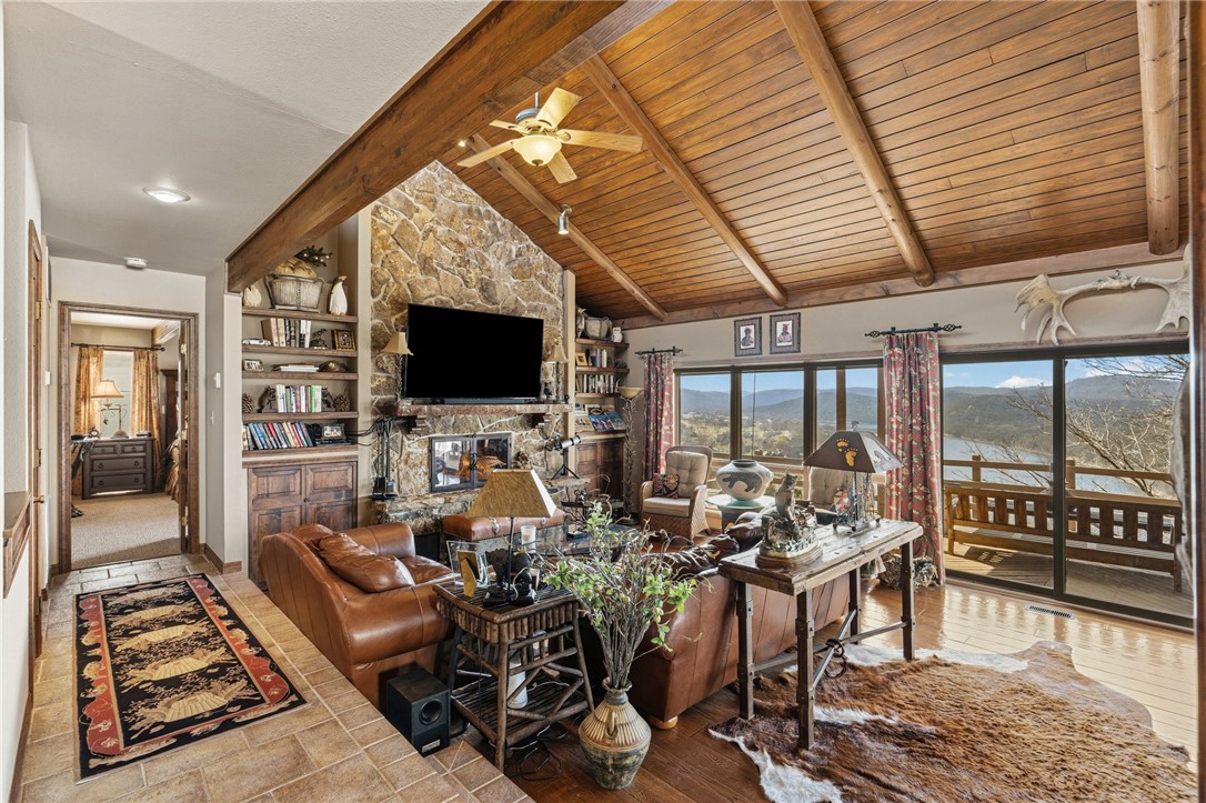 Holiday Island - Residential