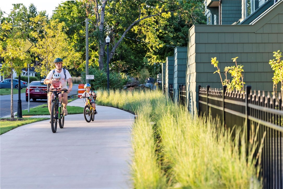 ORCHARD ADD-BENTONVILLE - Residential