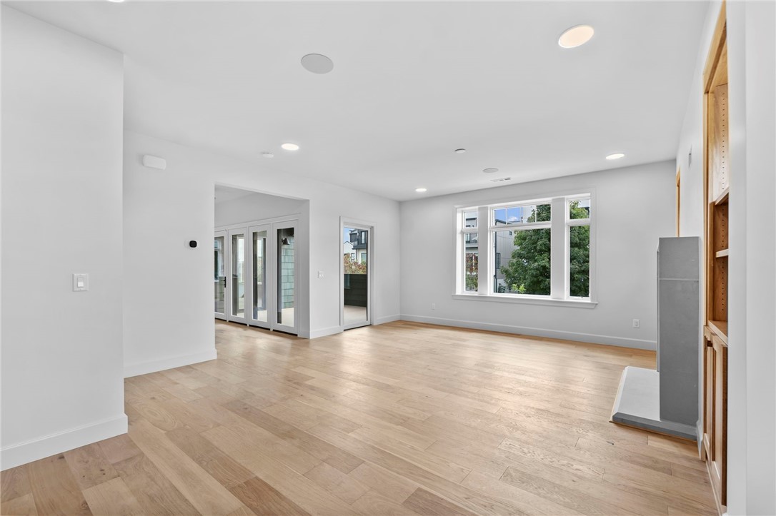 ORCHARD ADD-BENTONVILLE - Residential