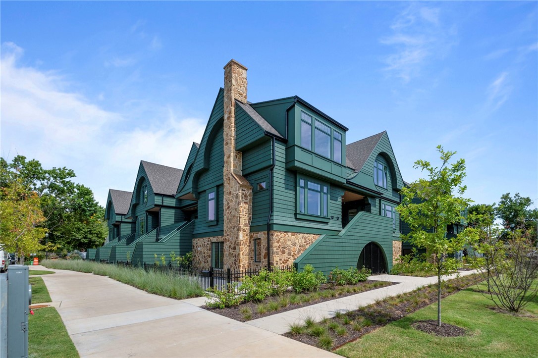 ORCHARD ADD-BENTONVILLE - Residential