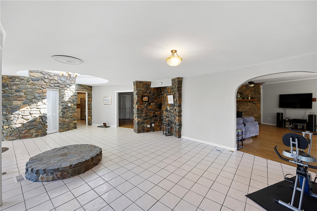 BUFFALO SUB - Residential