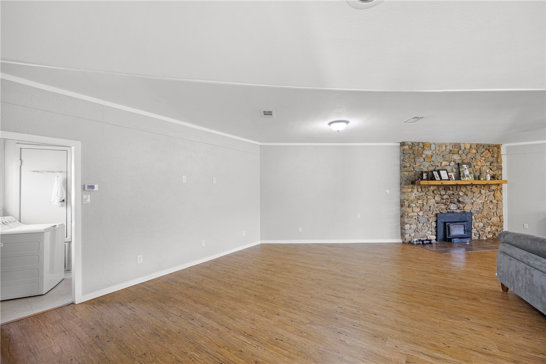 BUFFALO SUB - Residential