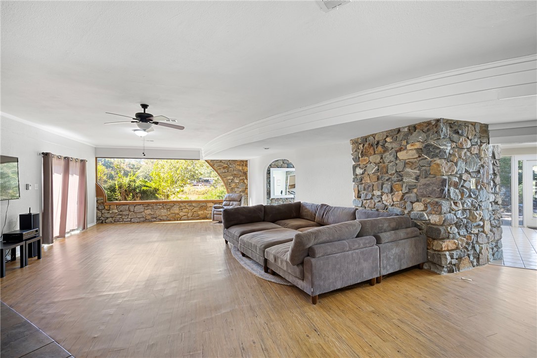 BUFFALO SUB - Residential