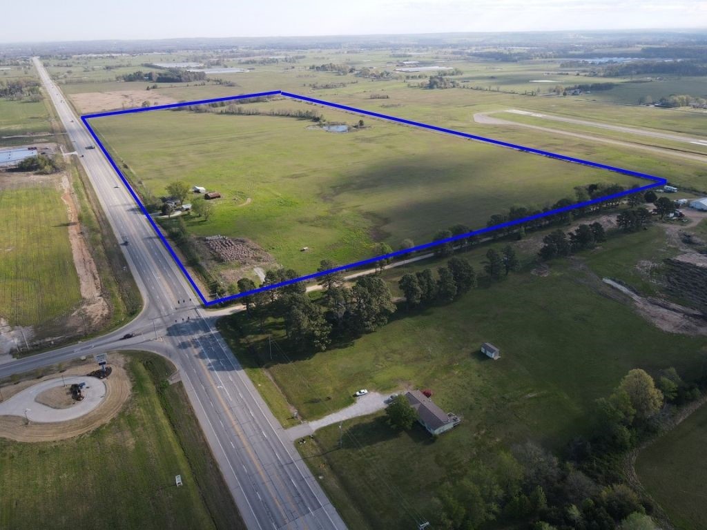 Looking for an exceptional commerical investment or development opportunity with a wide range of possibilies? Look no further than this prime 75 Acre property with major highway frontage, public water access and sewer close as well. Whether you're looking to tap into a rapidly growing commercial market, develop a large scale industrail hub or create a residential development, this proeprty offers limitless potential for your needs. Whatever your vision is, this property can make it a reality.