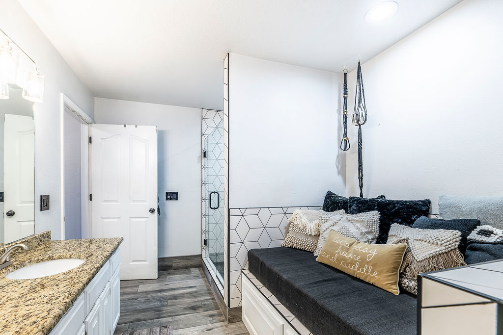 Orchards Sub, The Bentonville - Residential