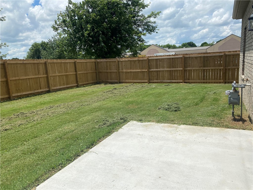 24th Place - Residential Income