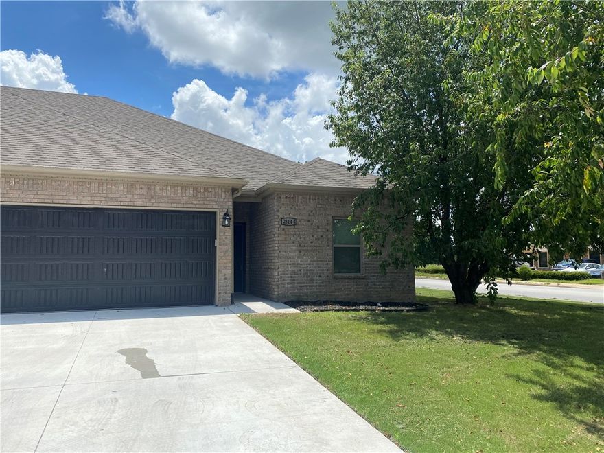 Four plex available, built less than 2 years ago. All units are fully leased with room for increase! Spacious layouts, spit floor plan, granite counter tops, and all lvp flooring! Each unit has a fully fenced in yard. This is a great investment opportunity that won't last long! There is another four plex that could be purchased with this one.