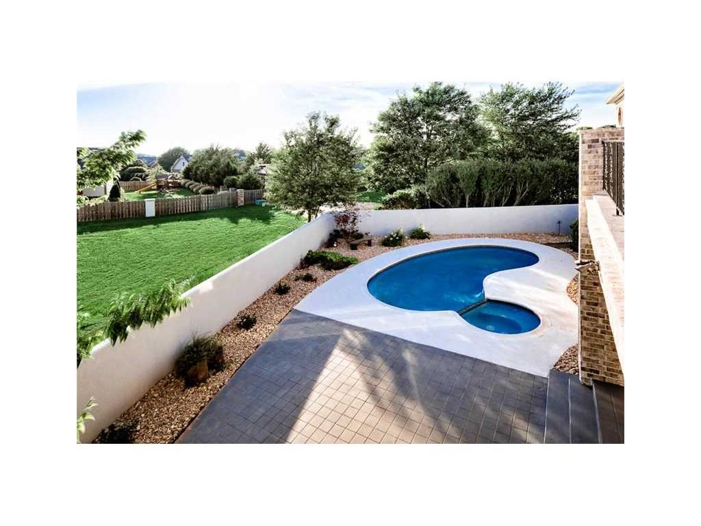 Pinnacle - Residential