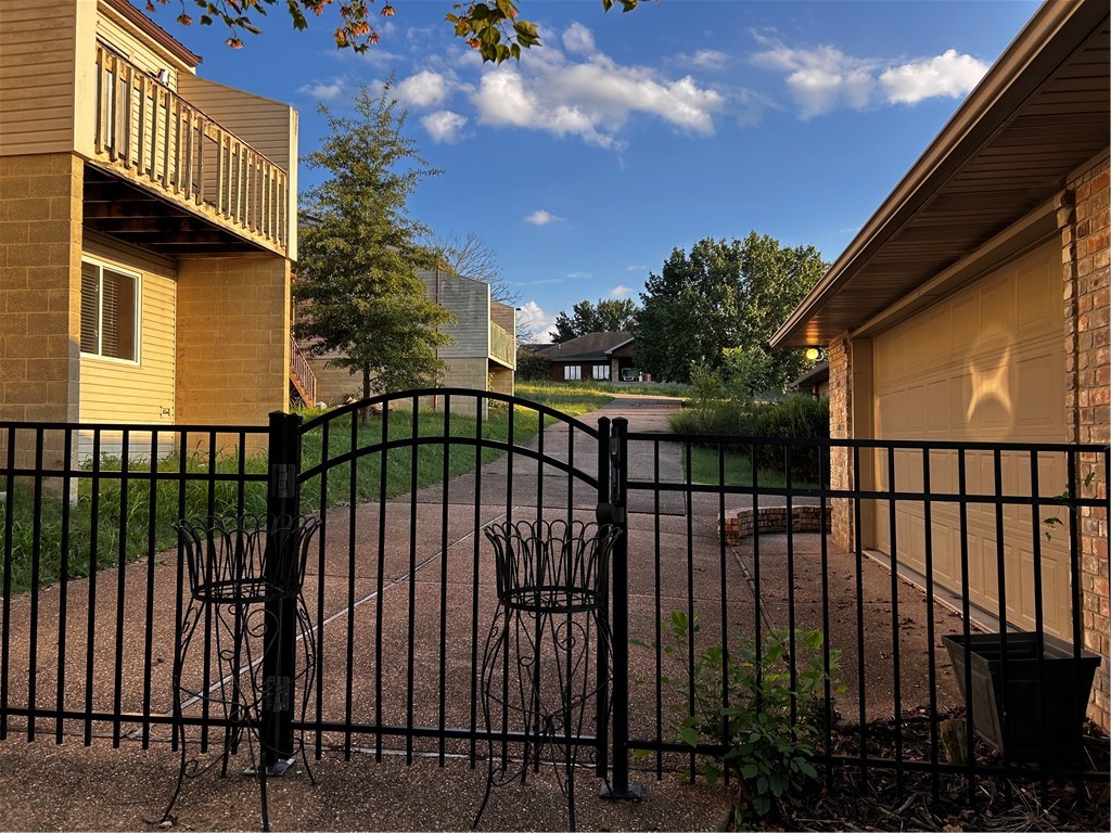 Unit 10 Holiday Island - Residential