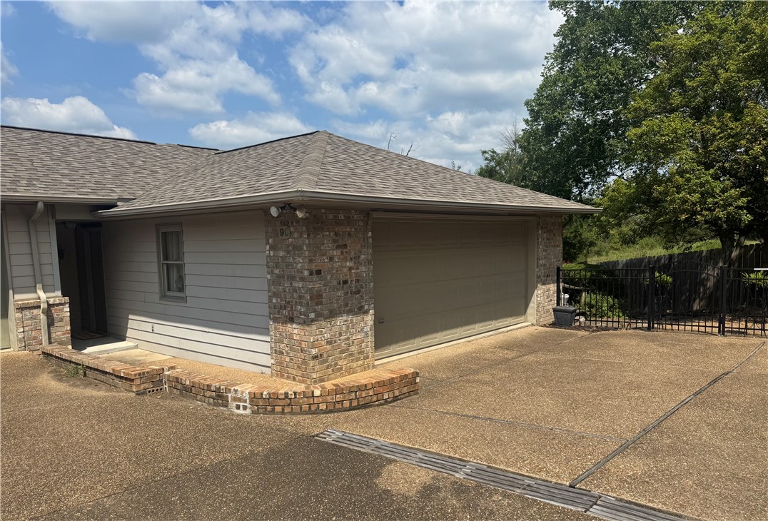 Unit 10 Holiday Island - Residential