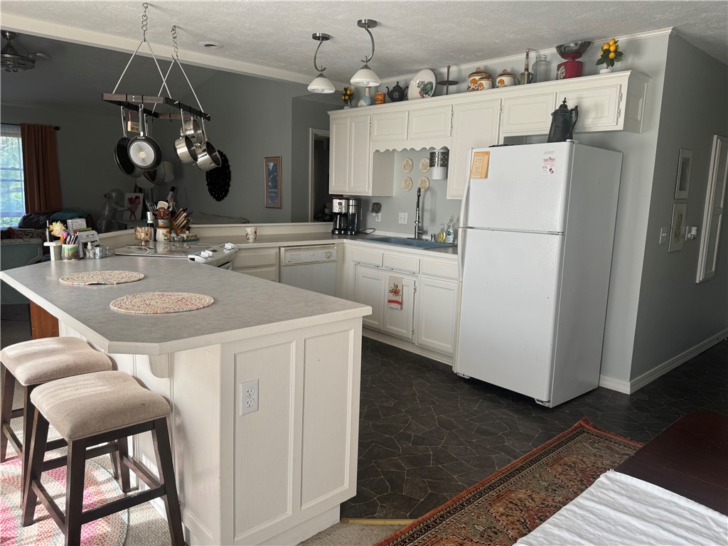 Unit 10 Holiday Island - Residential