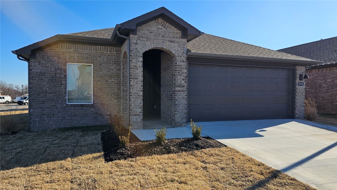 Sold before print! Awesome Abbot Plan in Habberton Ridge, one of our newest communities in Springdale!! It is close to the newly developed āC.L. and Willie George Parkā which feature playgrounds, baseball fields, tennis courts, a dog park and walking trails. The kitchen features a beautiful island with gorgeous quartz kitchen countertops, stainless steel appliances and a pantry. Private primary bedroom includes en-suite with gorgeous quartz counter tops, double sinks and a walk-in shower. This home exterior will have 4 sides brick and LP Smart Siding per plan. Covered patio and a landscape package. Garage Door opener! Tankless gas hot water heater! Taxes and Parcel number TBD.