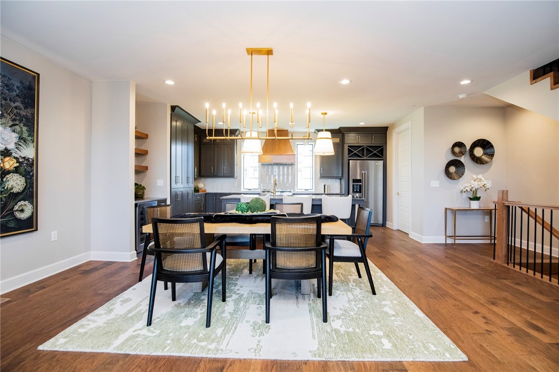 Pinnacle Heights Rogers - Residential