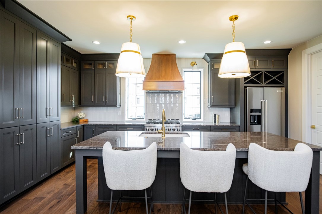 Pinnacle Heights Rogers - Residential